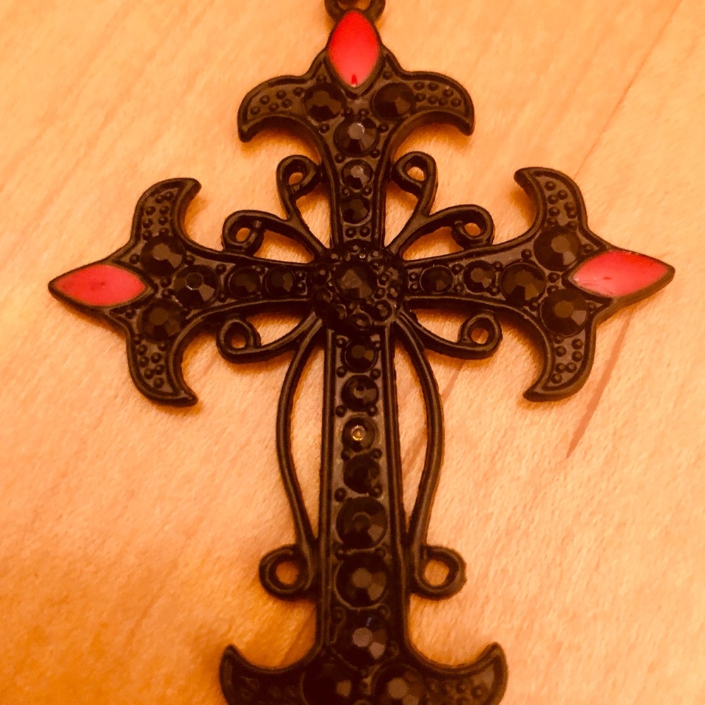 Cross Large - Picture 2 of 7
